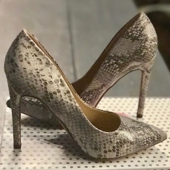 Python Snake Pump 4” Heels - Picture 5 of 5